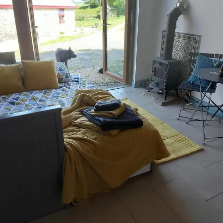 Charming 1-bed With Hot Tub & Sauna * Manorhamilton