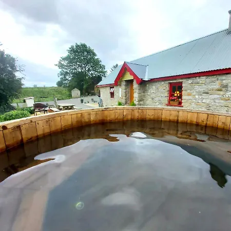 Charming 1-bed With Hot Tub & Sauna * Manorhamilton